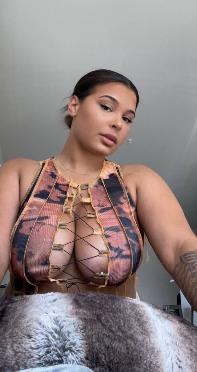 Hey baby I’m 420 and party friendly 💕 I live alone in my apartment . You can come to my apartment or anywhere you like 💕iam 1 - Image 2